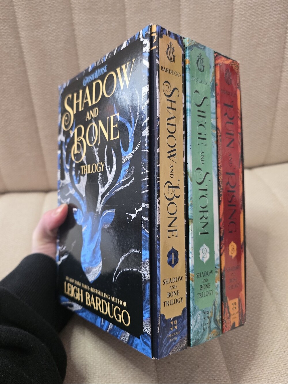NEW Shadow and Bone Trilogy Box Set by Leigh Bardugo